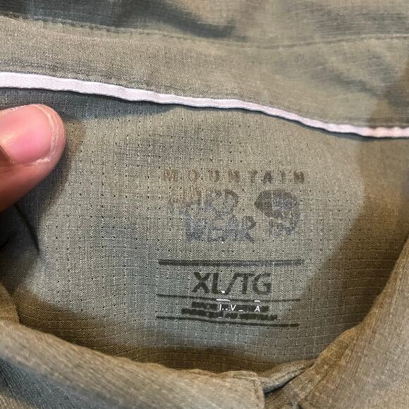 Mountain Hardwear XL Green Button Down Trail Shirt Outdoor Hiking Long Sleeve - Picture 2 of 6